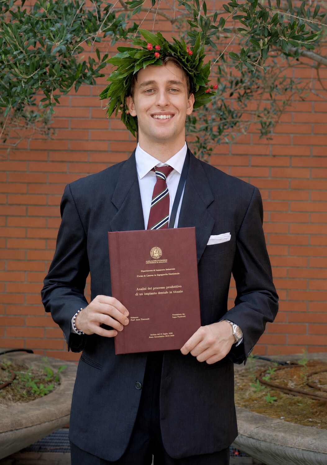 Lapo Paoleschi nel giorno della laurea con la tesi